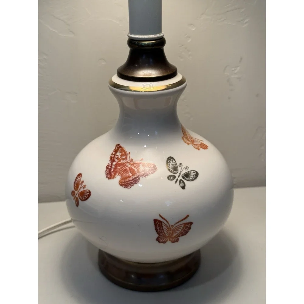 Vintage Butterflies porcelain Accent Lamp 3 Way Light Intensity Shade Estate
